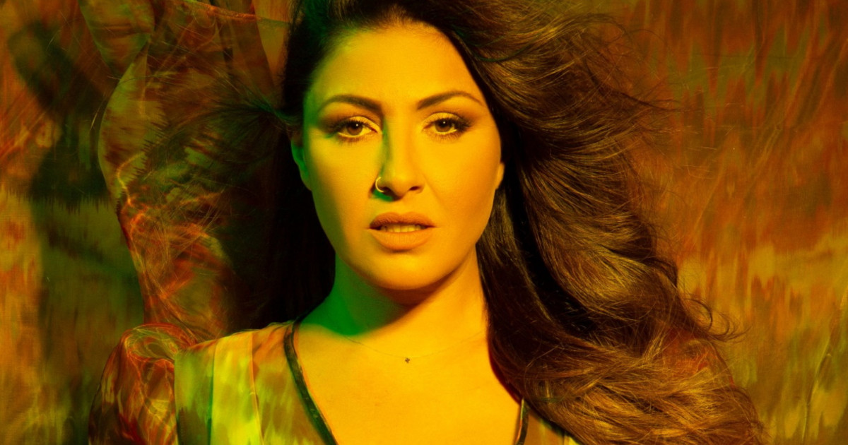 Η Έλενα Παπαρίζου μπήκε σε billboard στην Τimes Square OK! Magazine