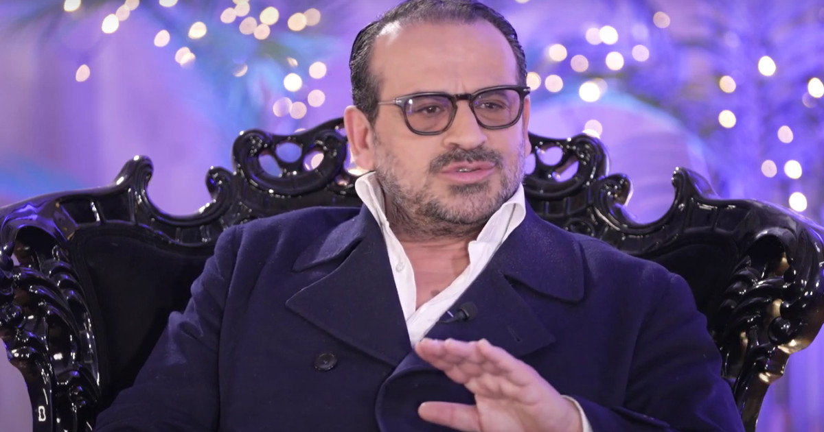 Βασίλης Ζούλιας: «Η παραγωγή για να εμφανιστείς στο Emily in Paris ζητάει κάποια χρήματα. Εγώ είχα πληρωθεί».