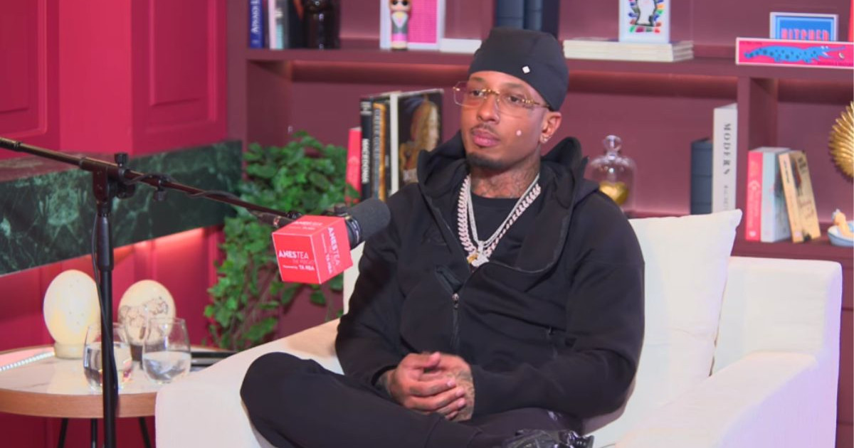 Light: «Η γυναίκα μου θέλει θρησκευτικό γάμο. Εμένα δεν είναι η πρεμούρα μου»