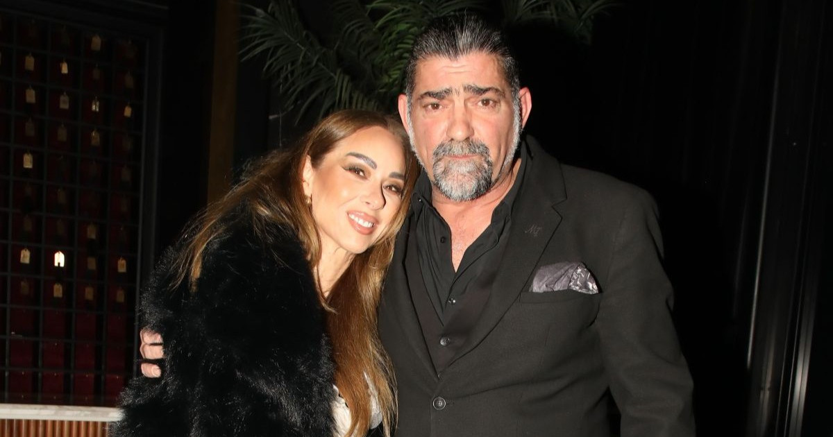 Μιχάλης Ιατρόπουλος – Κατερίνα Καλκανά: Διασκέδασαν στον Αντώνη Ρέμο και τον Χρήστο Μάστορα – Το ζεϊμπέκικο on stage!