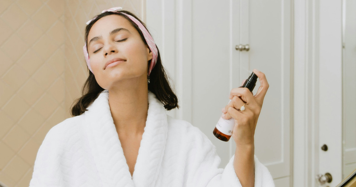 After Easter glow: Πώς να επαναφέρετε την επιδερμίδα σας μετά τις γιορτές