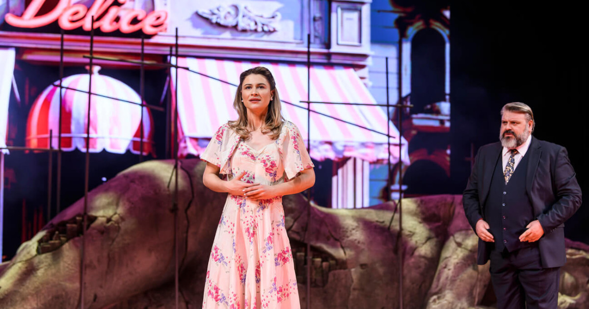 Τελευταίες παραστάσεις για την «Αλεξάνδρεια»  στο Θέατρο Παλλάς