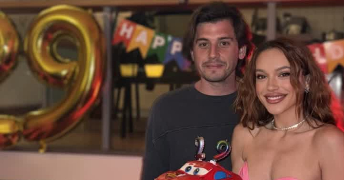 Τάνια Μπρεάζου: Η τρυφερή έκπληξη στον Γιώργο Αμούτζα για τα γενέθλιά του