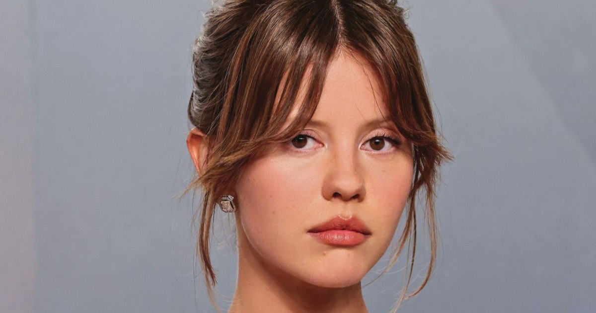 Μία Γκοθ: «Δεν υπάρχει λόγος να καλύπτεις κάτι που σε κάνει μοναδική»