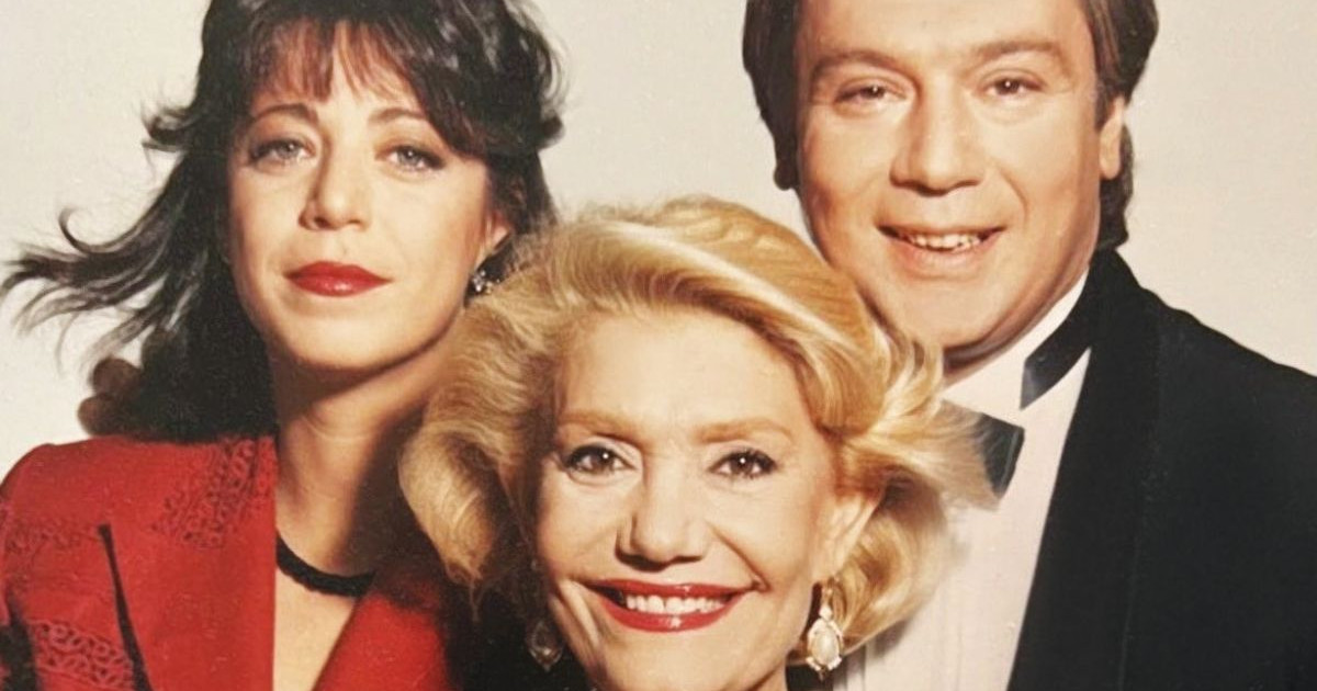 Δήμητρα Παπαδοπούλου: Η άγνωστη προσωπική ιστορία  με τη Μαρινέλλα