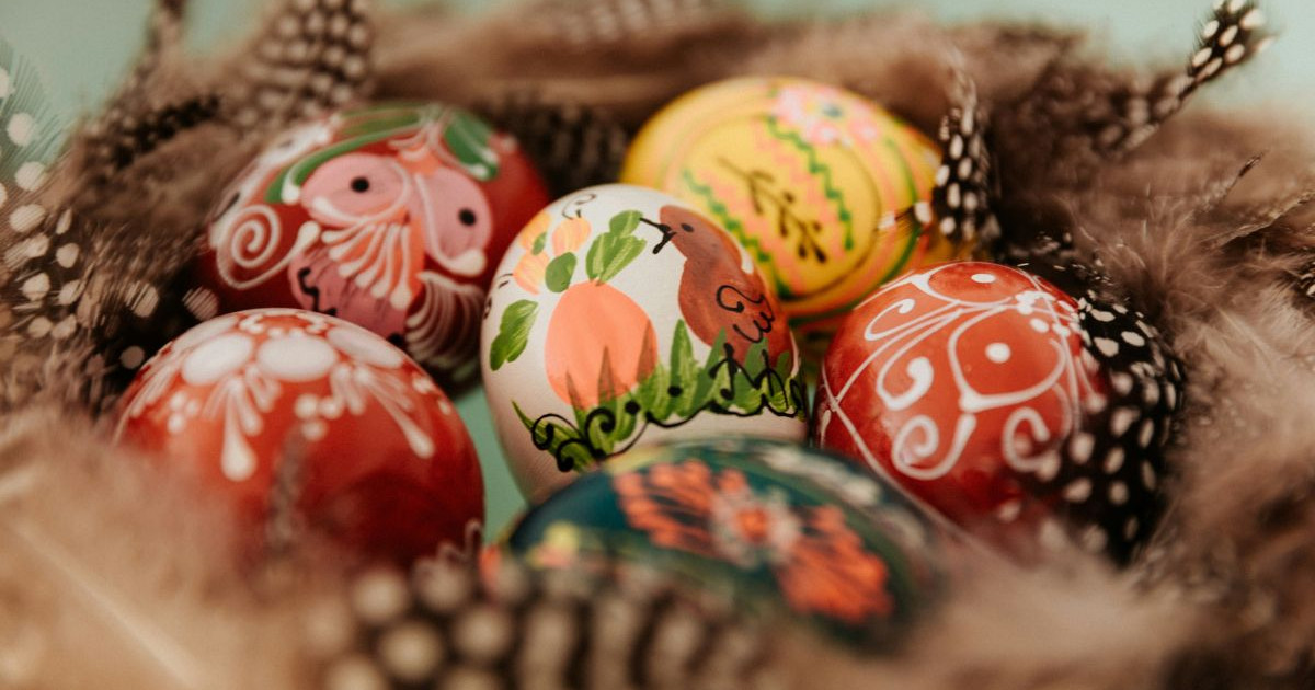 Το έθιμο του τσουγκρίσματος των κόκκινων αυγών το Πάσχα