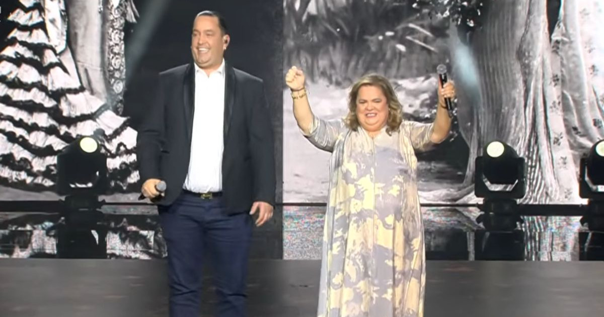 Έφη Θώδη και Dj Deleasis: «Πανζουρλισμός» στη σκηνή – Απέσπασαν απόψε το πρώτο τους 10αρι