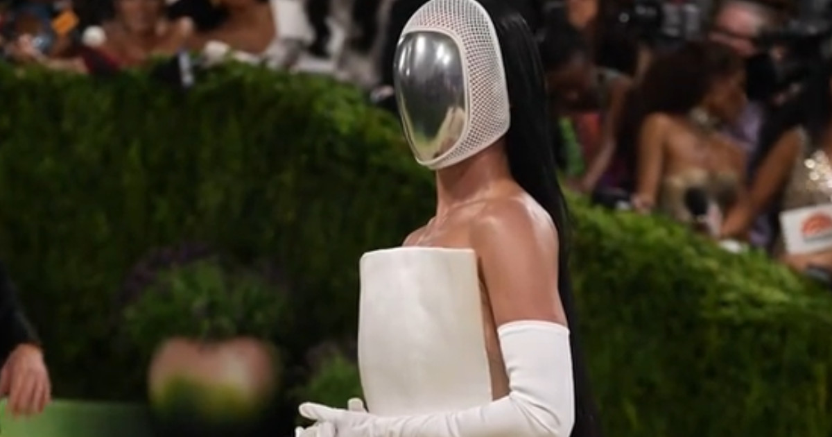 Κέιτι Πέρι: Η εμφάνιση στο Met Gala που συζητήθηκε όσο λίγες!