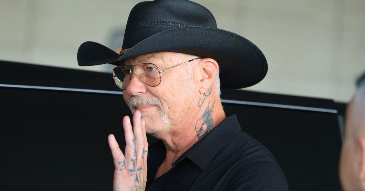 Τζέιμς Χέτφιλντ: Στην Αθήνα ο frontman των Metallica λίγο πριν τη μεγάλη βραδιά στο ΟΑΚΑ