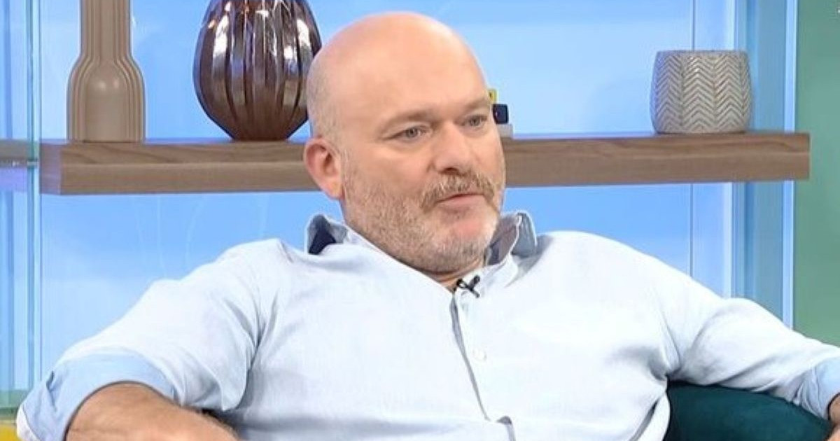 Αντώνης Κρόμπας: «Το να γίνω ξανά πατέρας στα 52 ήταν δώρο»