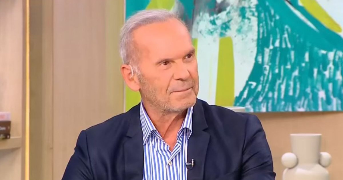 Πέτρος Κωστόπουλος: Η αναφορά στον γάμο της κόρης του, Αμαλίας: «Ήμουν τόσο αμήχανος. Μέσα στο αυτοκίνητο, μέχρι να την παραδώσω, δε συζητούσαμε τίποτα»