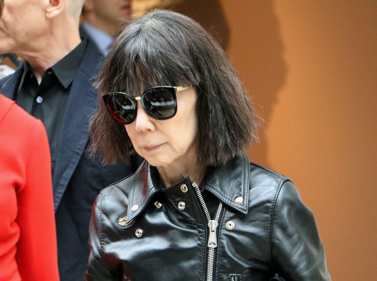 Rei Kawakubo: Τρεις iconic καρέκλες με την υπογραφή της γίνονται αντικείμενα τέχνης