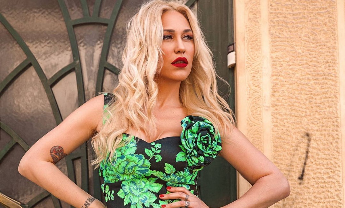 Νέο look για την Πηνελόπη Αναστασοπούλου – Έκοψε αγορέ τα μαλλιά της