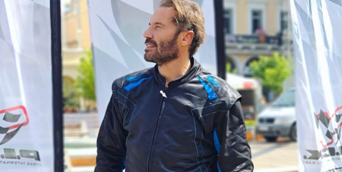 Στράτος Τζώρτζογλου: Η σπάνια φωτογραφία με τον αδελφό του, Γιώργο