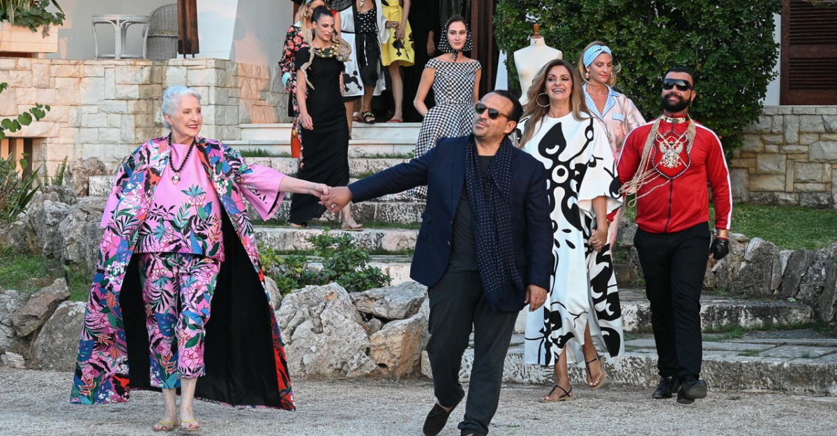 Vassilis Zoulias: Μαγευτικό fashion show για τη νέα resort συλλογή του