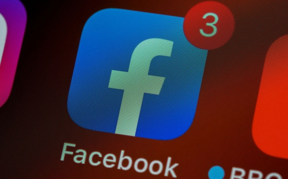 Facebook: Ανοίγει ο δρόμος προς την αλλαγή του ονόματος