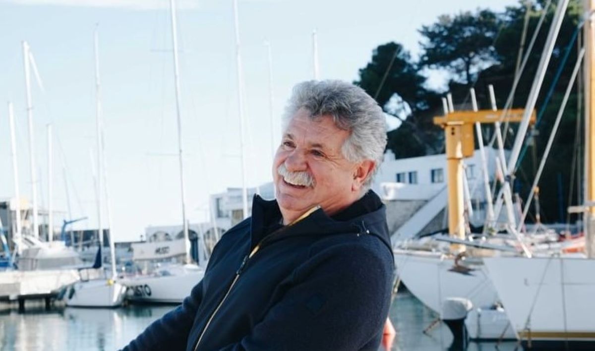Λευτέρης Λαζάρου για Βέφα Αλεξιάδου: «Δεν είναι παρήγορο για έναν άνθρωπο που έχει αφήσει τη δική του ιστορία να φεύγει με λίγο κόσμο»