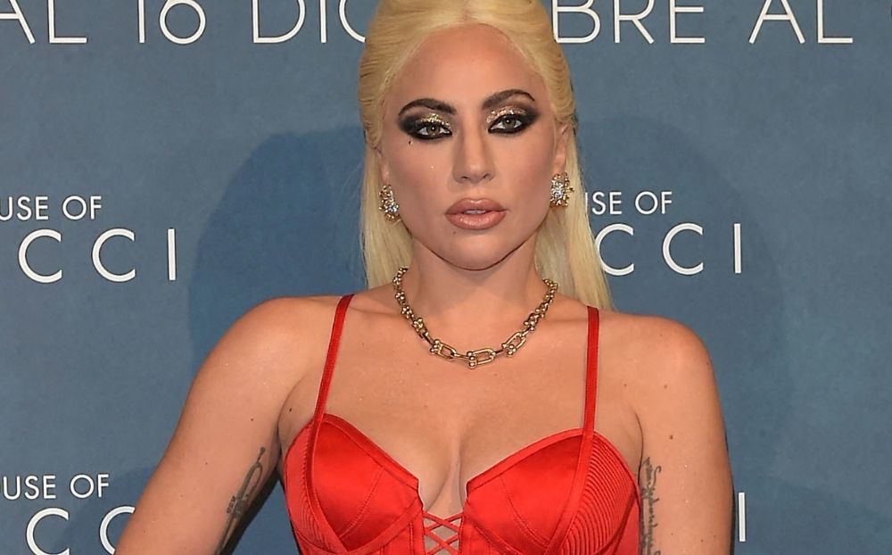 Lady Gaga: «Πήρα τον πόνο που βίωσα από τον βιασμό και τον έδωσα στην Πατρίτσια Ρετζιάνι»