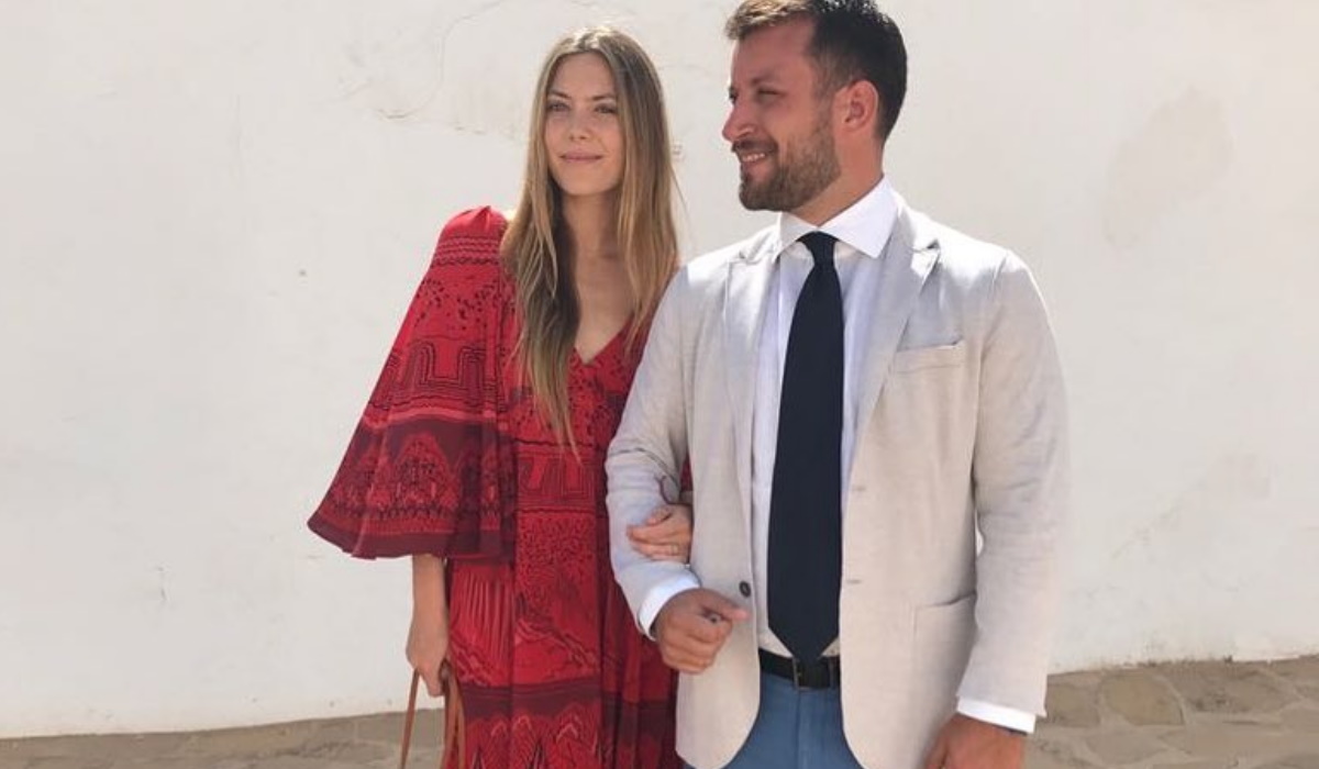 Ηalloween: Η σύζυγος του εφοπλιστή Αντώνη Χανδρή μεταμορφώθηκε σε Μορτίσια Άνταμς