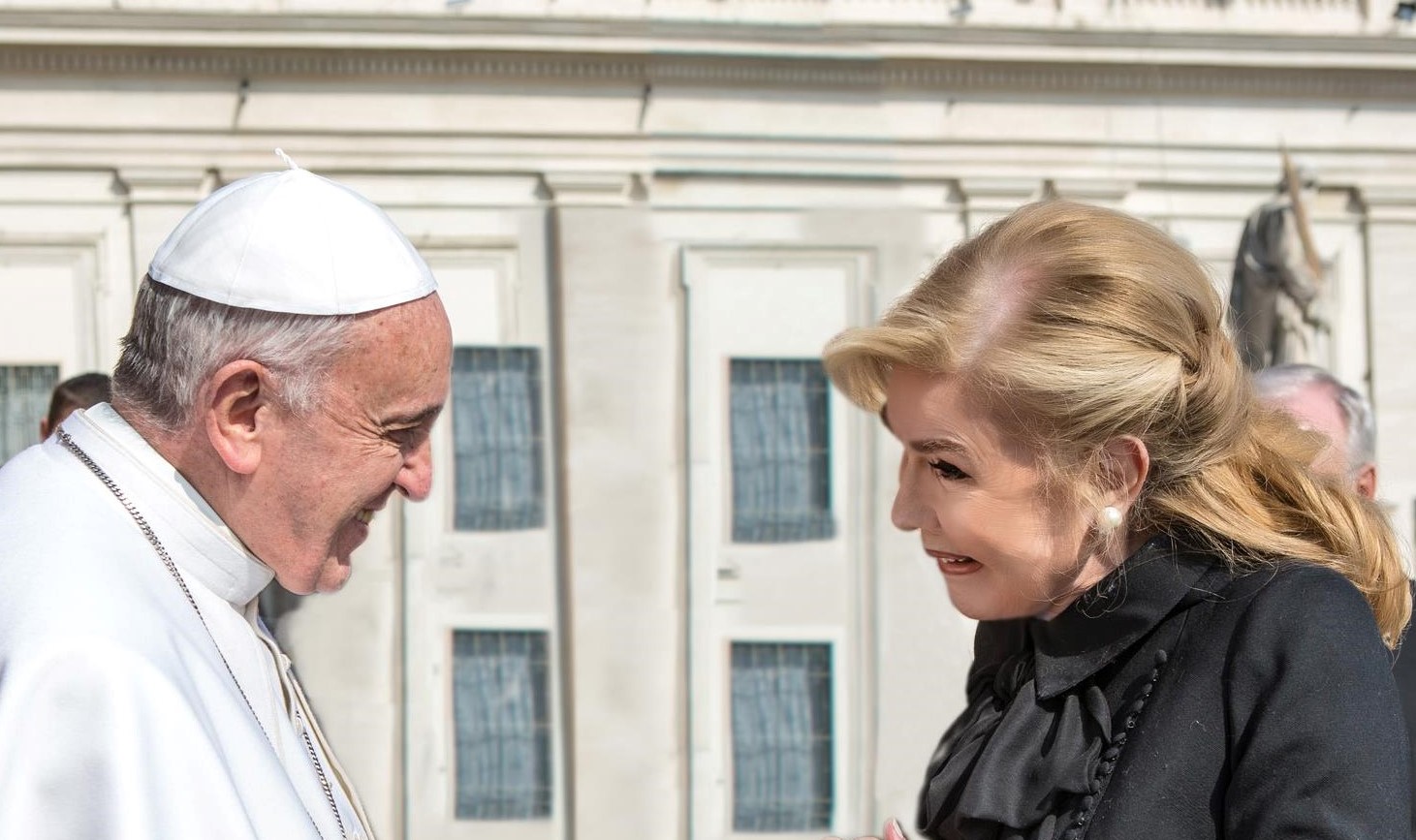 Η Μαριάννα Βαρδινογιάννη συναντήθηκε με τον Πάπα Φραγκίσκο