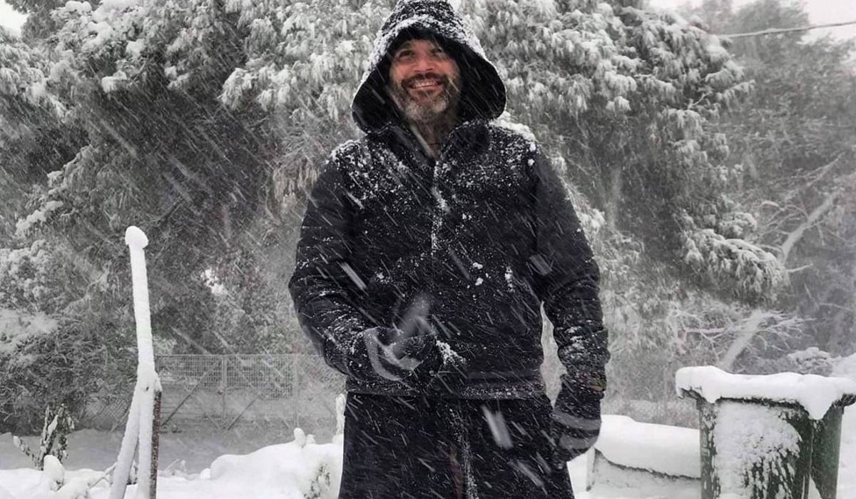 Ο Διονύσης Αλέρτας μόλις ανέβασε την πιο ωραία φωτογραφία με χιονάνθρωπο