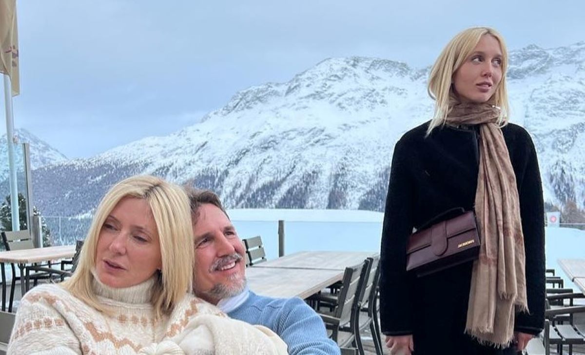 Παύλος: Φωτογραφίζει την κόρη του, Μαρία Ολυμπία στην Ελβετία – «Στην κορυφή του κόσμου»
