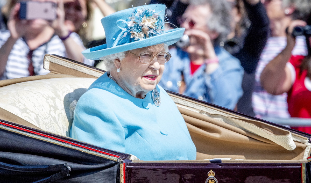Βασίλισσα Ελισάβετ: Οι επίσημες φωτογραφίες από το Παλάτι με αφορμή τα 70 χρόνια από την άνοδό της μονάρχη στον θρόνο