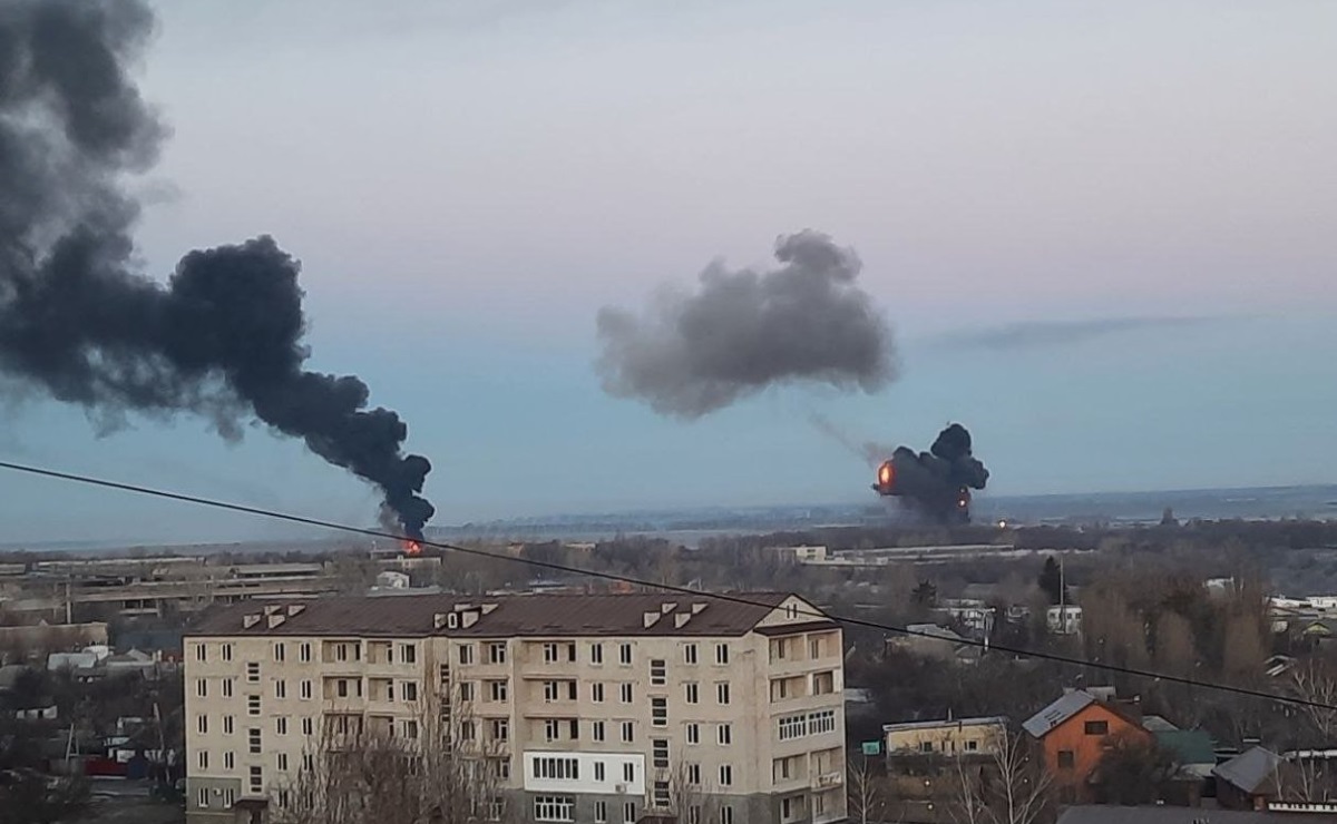Εισβολή στην Ουκρανία: Σειρήνες πολέμου στο Κίεβο – Ουρές σε βενζινάδικα, ΑΤΜ και σούπερ μάρκετ