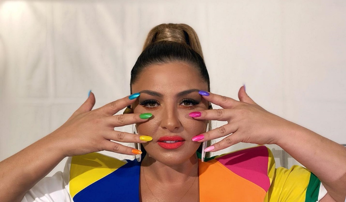 Έλενα Παπαρίζου: Αποχώρησε από τα Mad VMA μετά τα επεισόδια