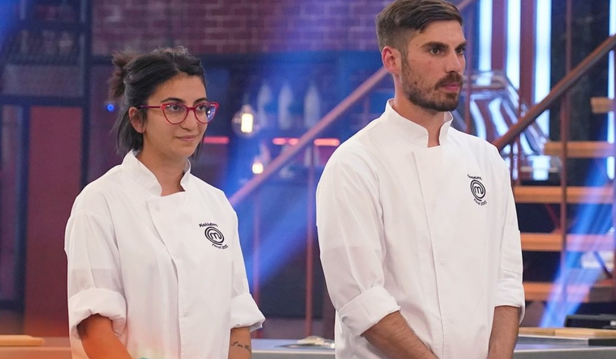 MasterChef: Η στιγμή που η μητέρα του νικητή αγκάλιασε την αντίπαλό του