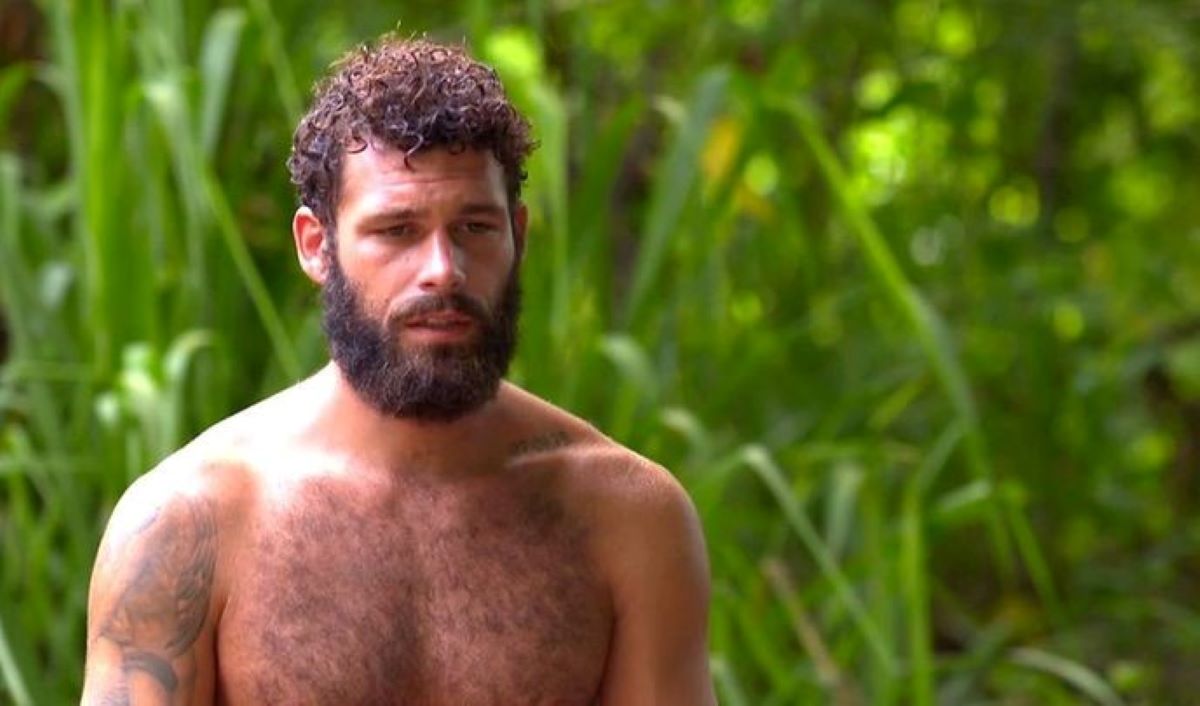 Survivor: Εκτός παιχνιδιού ο Στάθης Σχίζας – Μεταφέρθηκε εσπευσμένα στην κλινική