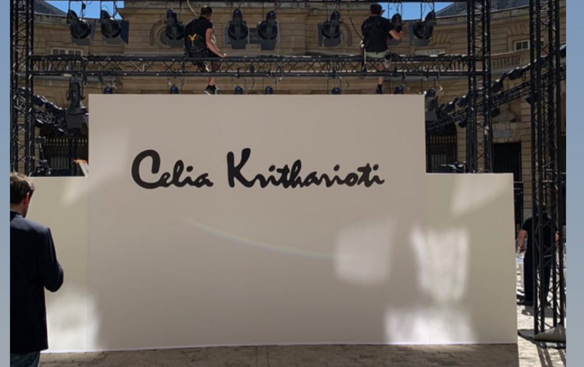 Celia Kritharioti: Το φαντασμαγορικό σόου στην Εβδομάδα Μόδας υψηλής ραπτικής στο Παρίσι