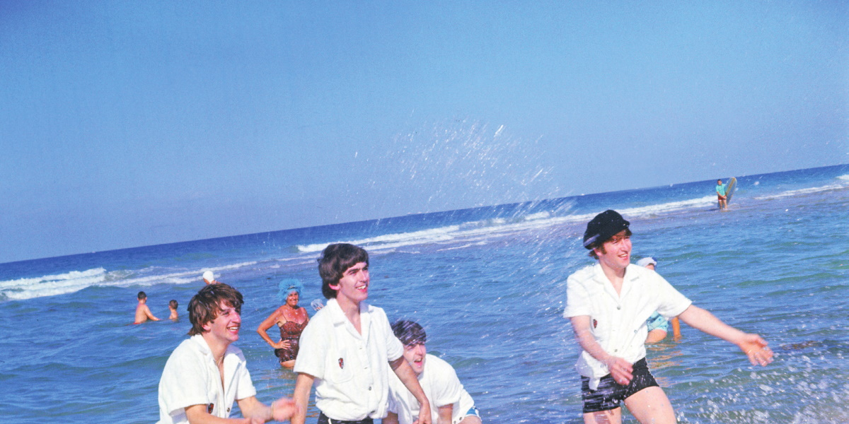 The Beatles: Σπάνια φωτογραφία σε παραλία στη Φλόριντα