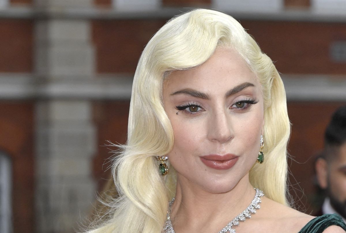 Lady Gaga: O λόγος που ξεσπά σε κλάματα και ζητά συγγνώμη από τους θαυμαστές της