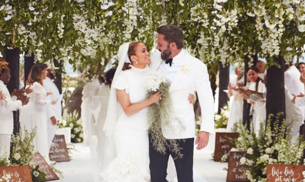 Τζένιφερ Λόπεζ – Μπεν Άφλεκ: Νέες φωτογραφίες από τον γάμο τους! «Αυτός είναι ο Παράδεισος»
