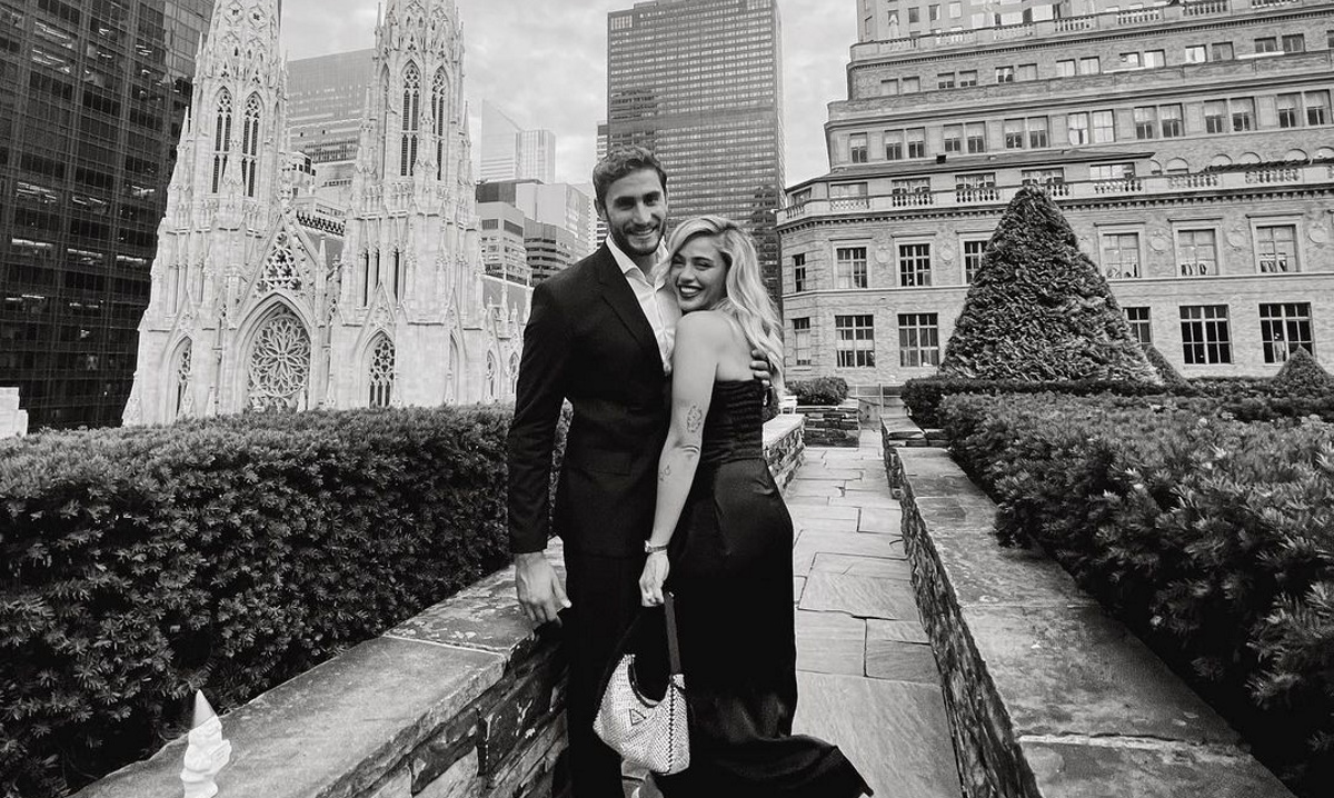 Konnie Μεταξά: Βρήκαμε πόσο κοστίζει το φόρεμα που επέλεξε στον γάμο του Μπάλντουιν