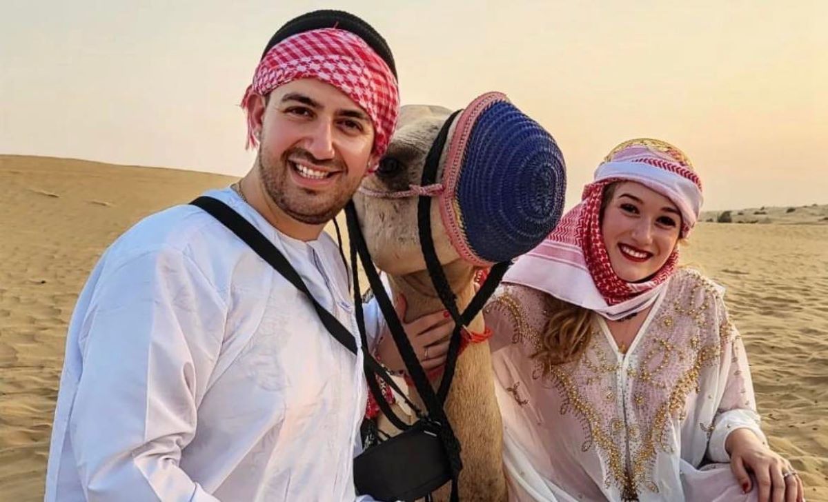 Μαυρίκιος Μαυρικίου – Ιλάειρα Ζήση: Για σαφάρι με καμήλες στο Ντουμπάι
