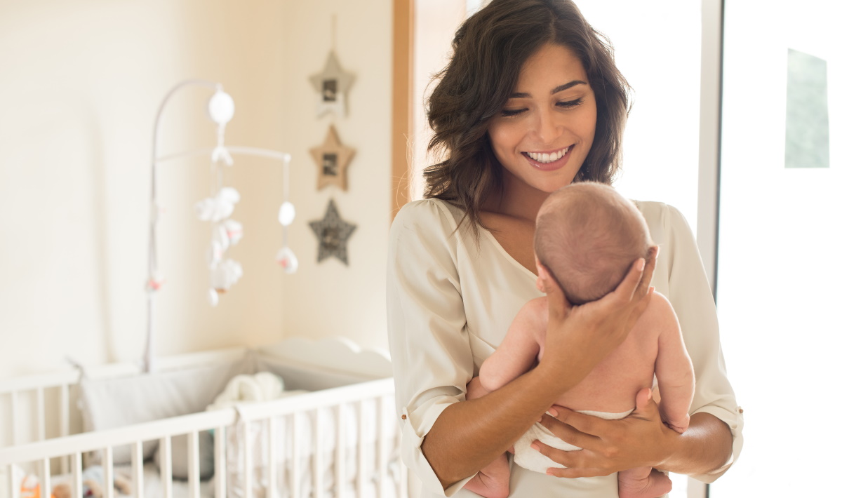 Τι θα πρέπει να προσέχουν οι νέοι γονείς τις πρώτες μέρες του μωρού στο σπίτι