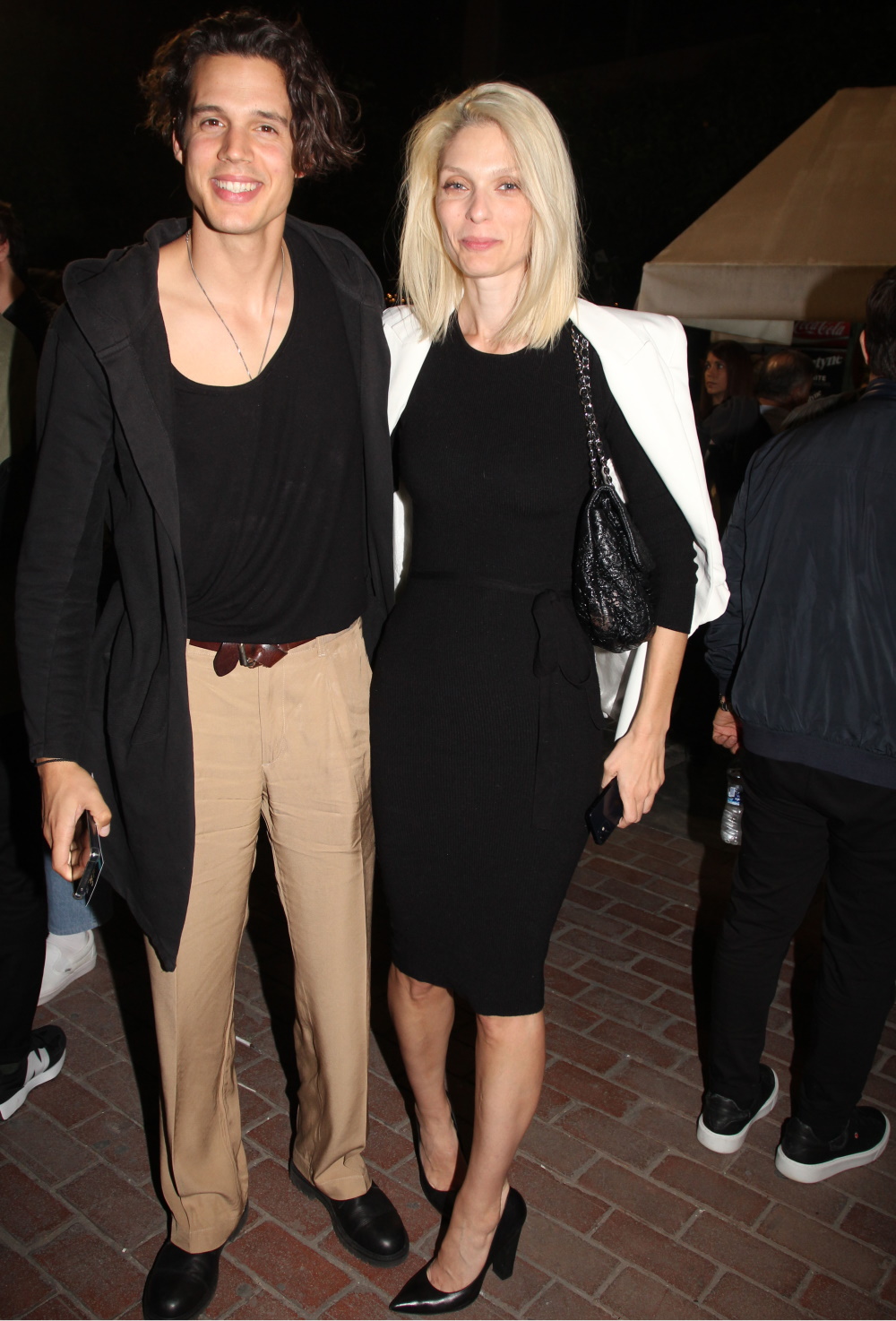 Chic Looks Chic Looks