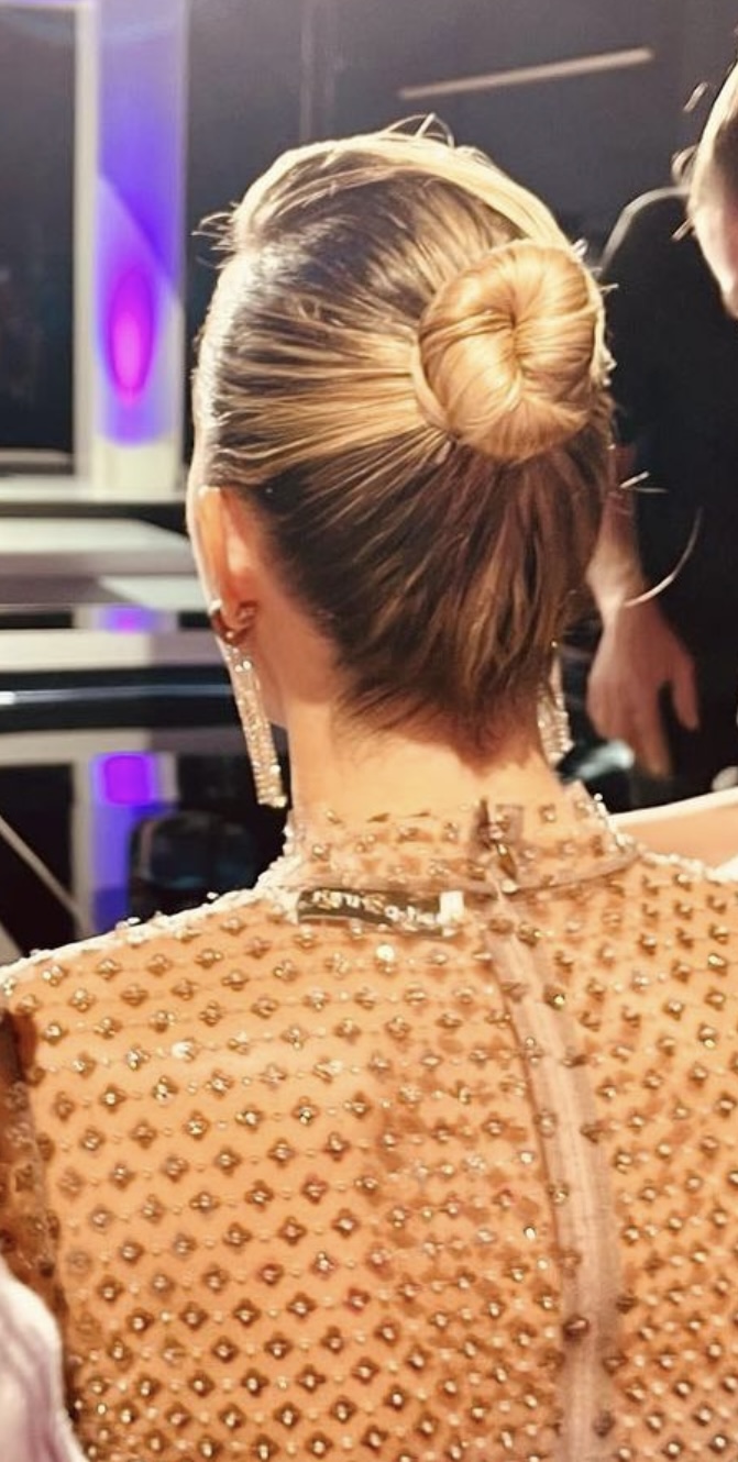 sleek bun