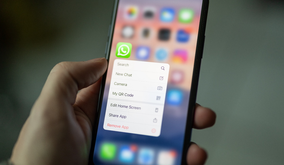 «Έπεσε» το WhatsApp – Προβλήματα στην επικοινωνία των χρηστών του
