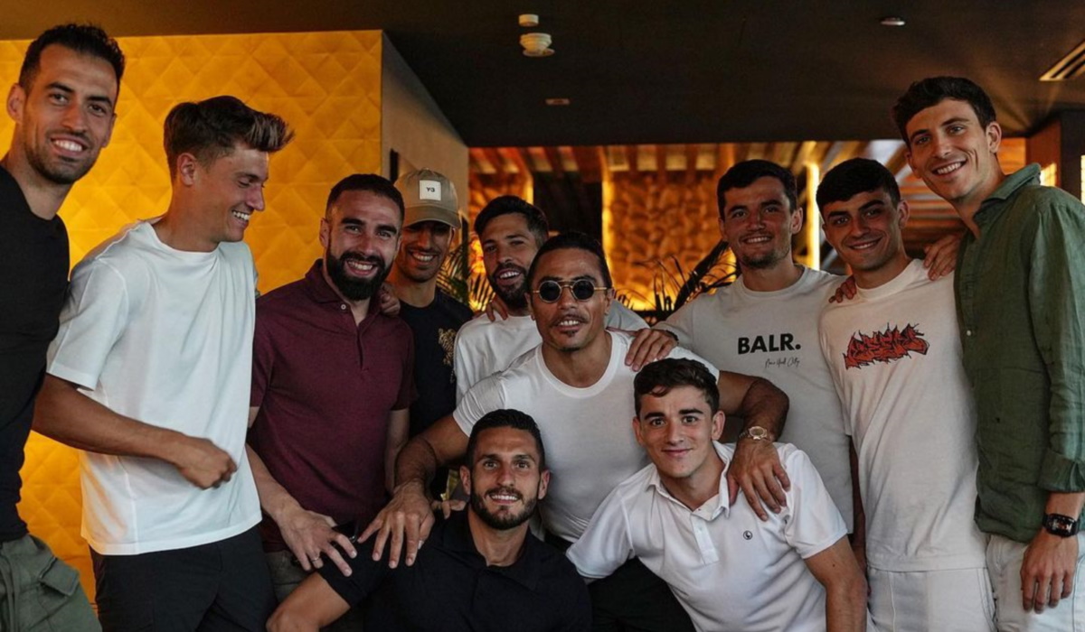 Ποιοι αστέρες του ποδοσφαίρου βρέθηκαν στο εστιατόριο του Νουσρέτ