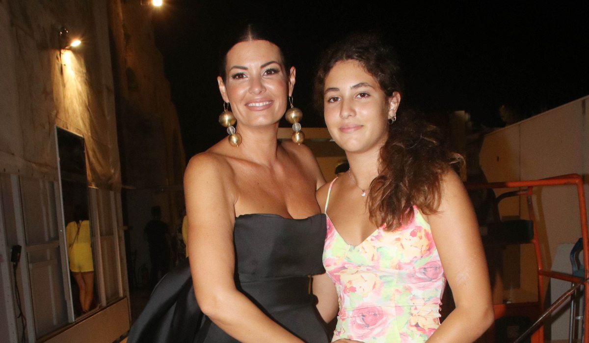Μαρία Κορινθίου: Χορεύει στο TikTok με την Ισμήνη – Η ομοιότητα μαμάς και κόρης