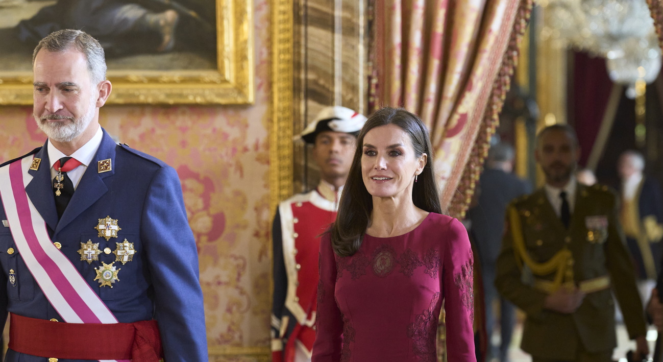 Bασίλισσα Λετίσια: Πρώτη επίσημη εμφάνιση για το 2023 δίπλα στον σύζυγό της