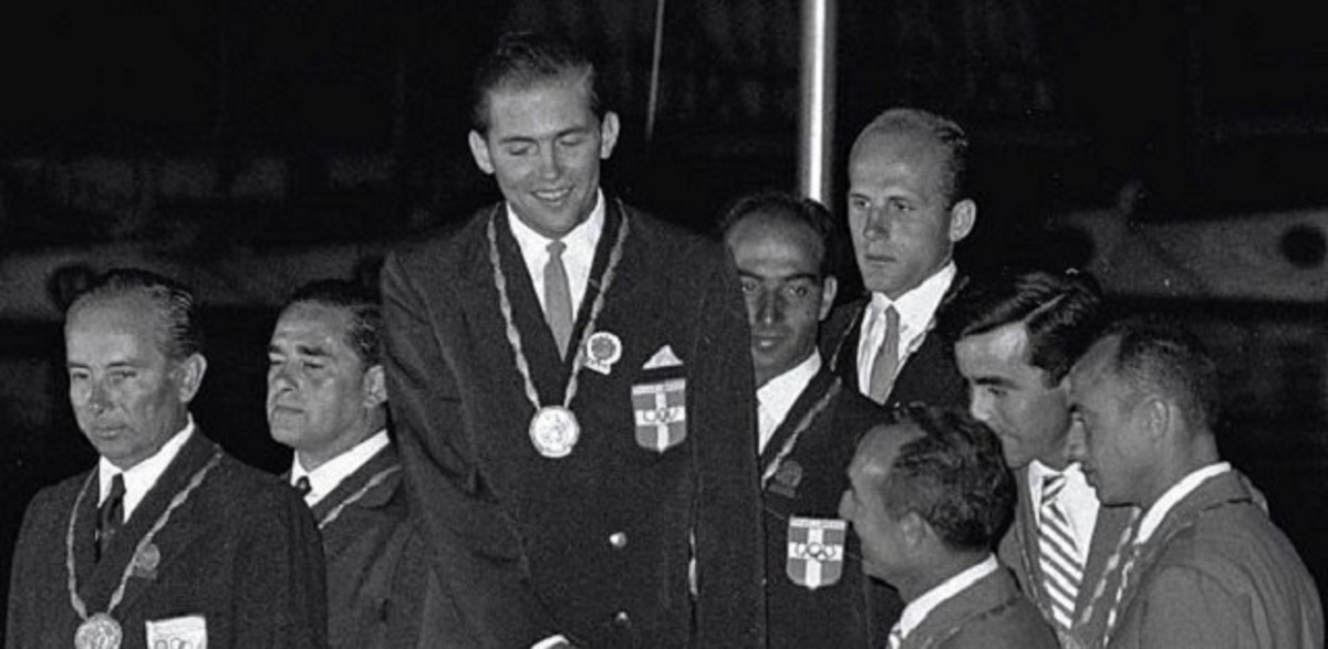 Το χρυσό μετάλλιο του τέως βασιλιά Κωνσταντίνου στους Ολυμπιακούς Αγώνες και τα δάκρυα στο Ζάππειο: «Αυτό που δεν γνωρίζουν οι Έλληνες είναι…»