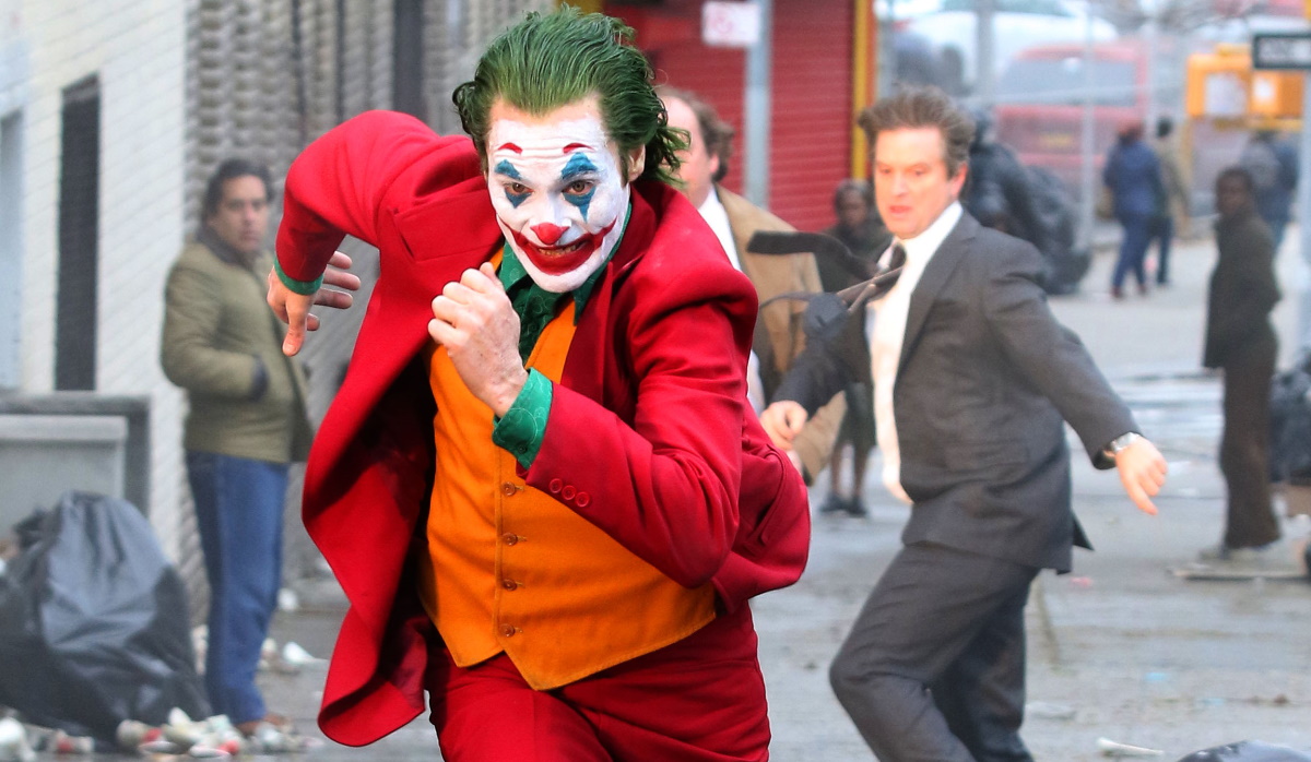 Απίστευτες καταγγελίες για τα γυρίσματα της νέας ταινίας Joker: «Δεν μας άφηναν να πιούμε νερό»