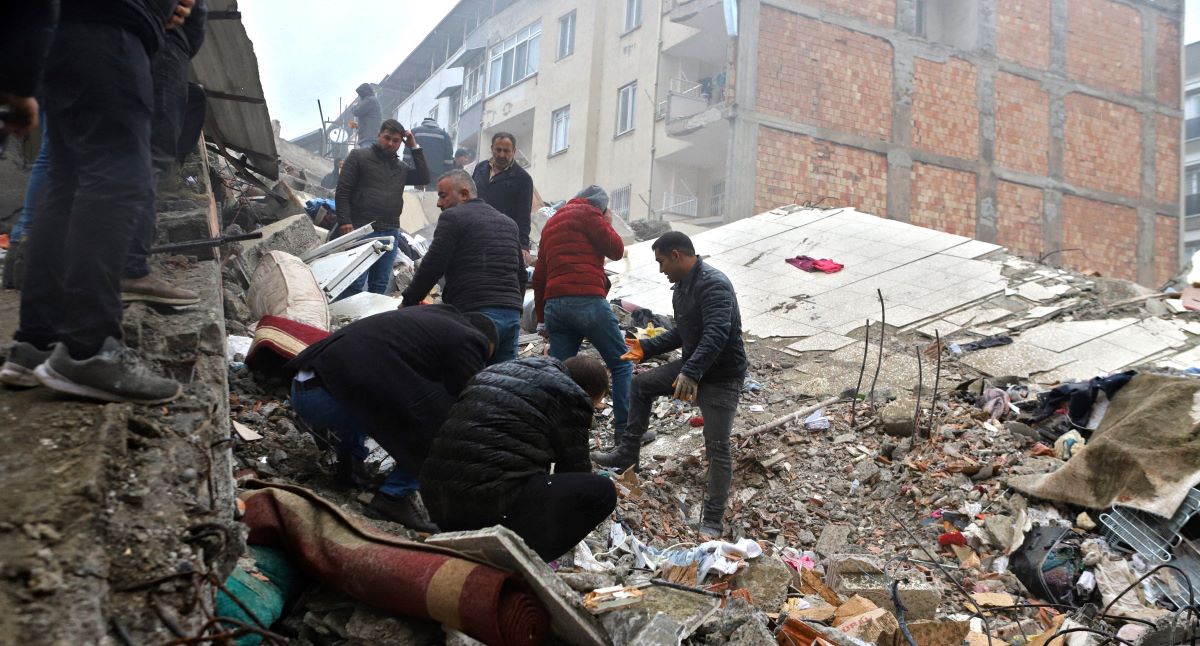 Σεισμός σε Τουρκία – Συρία: Τραγωδία χωρίς τέλος – Μεγαλώνει η λίστα θανάτου