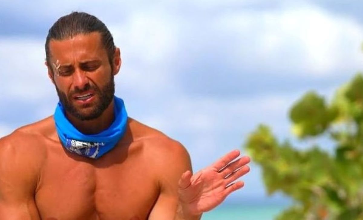 Survivor All Star: Ο Κωνσταντίνος Βασάλος «δικάζει» την ομάδα των Διάσημων και το Τwitter παίρνει «φωτιά» 