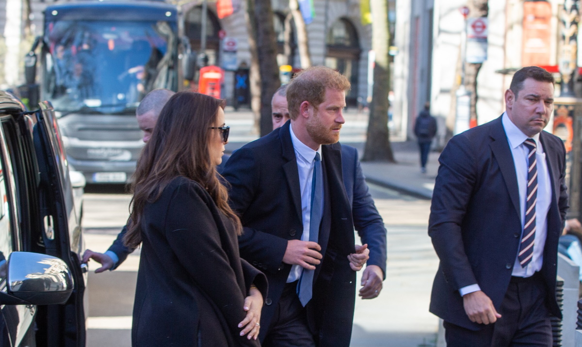 Πρίγκιπας Χάρι: Στο Λονδίνο για τη δίκη με την Daily Mail – Φωτογραφίες