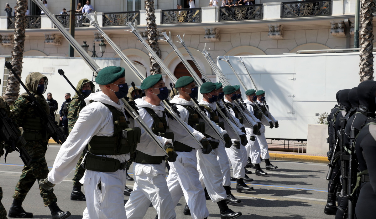 Η παρέλαση της 25ης Μαρτίου ολοκληρώθηκε με τα πιο σύγχρονα μαχητικά αεροσκάφη